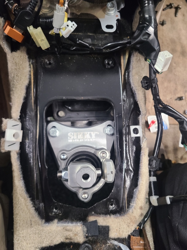 Lexus IS300 GR009 Nissan CD009 6-speed manual swap kit