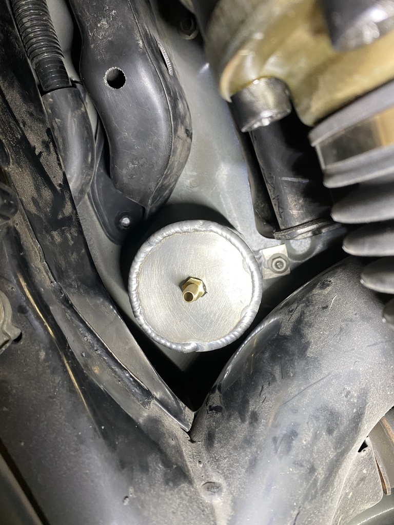 8.8" Ford differential overflow catch can