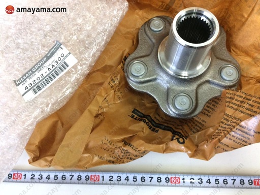 [43202-AA300] Z32 300zx Twinturbo Rear Wheel Hub (individual)
